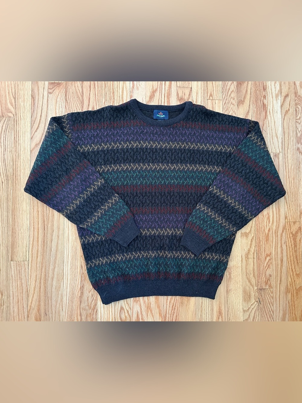 Vintage-Inspired Men's Multicolor Patterned Crewneck Sweater